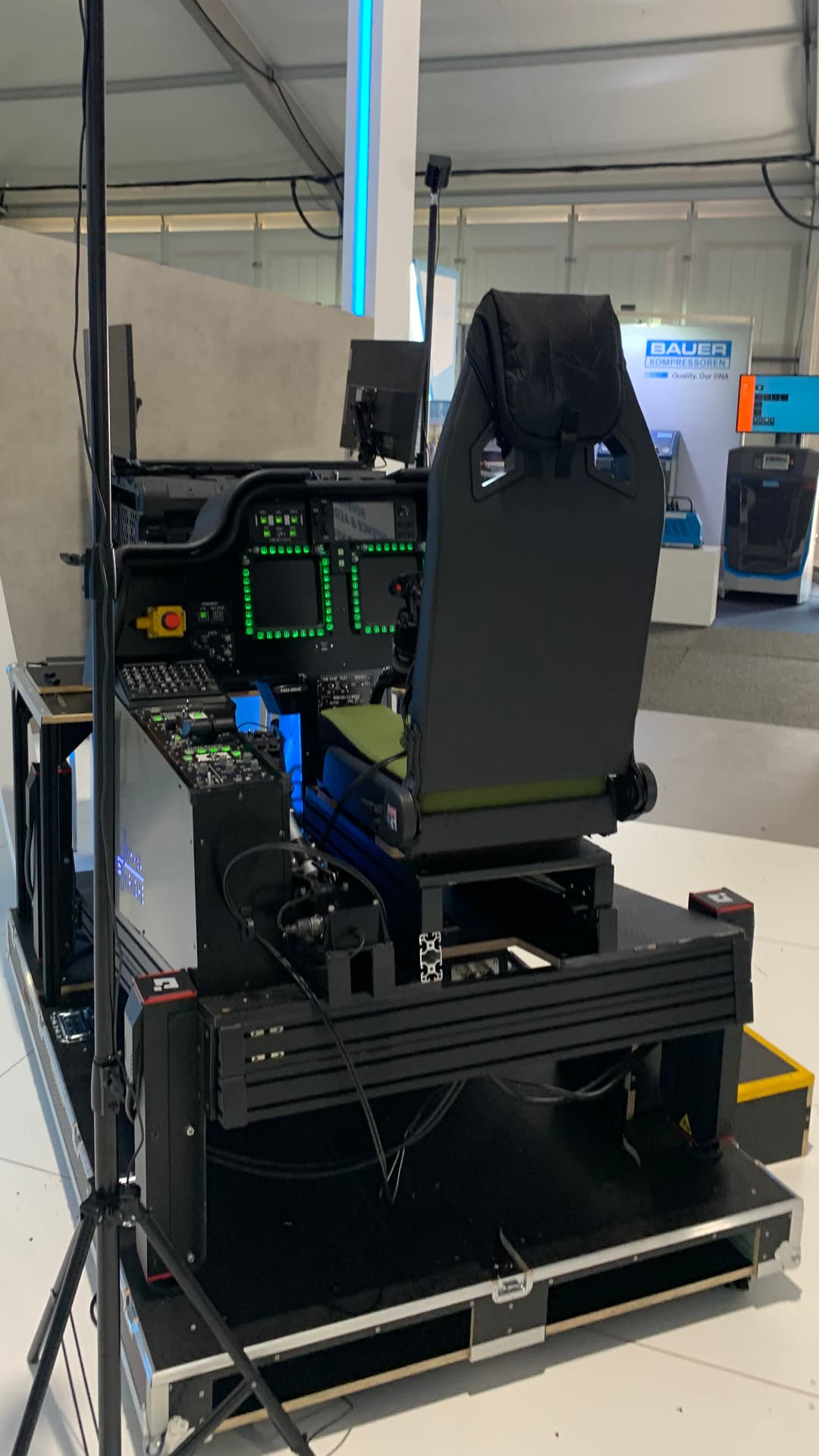 Apache Tactical Trainer Capability Demonstrator on the QS-220 motion platform - photo 1