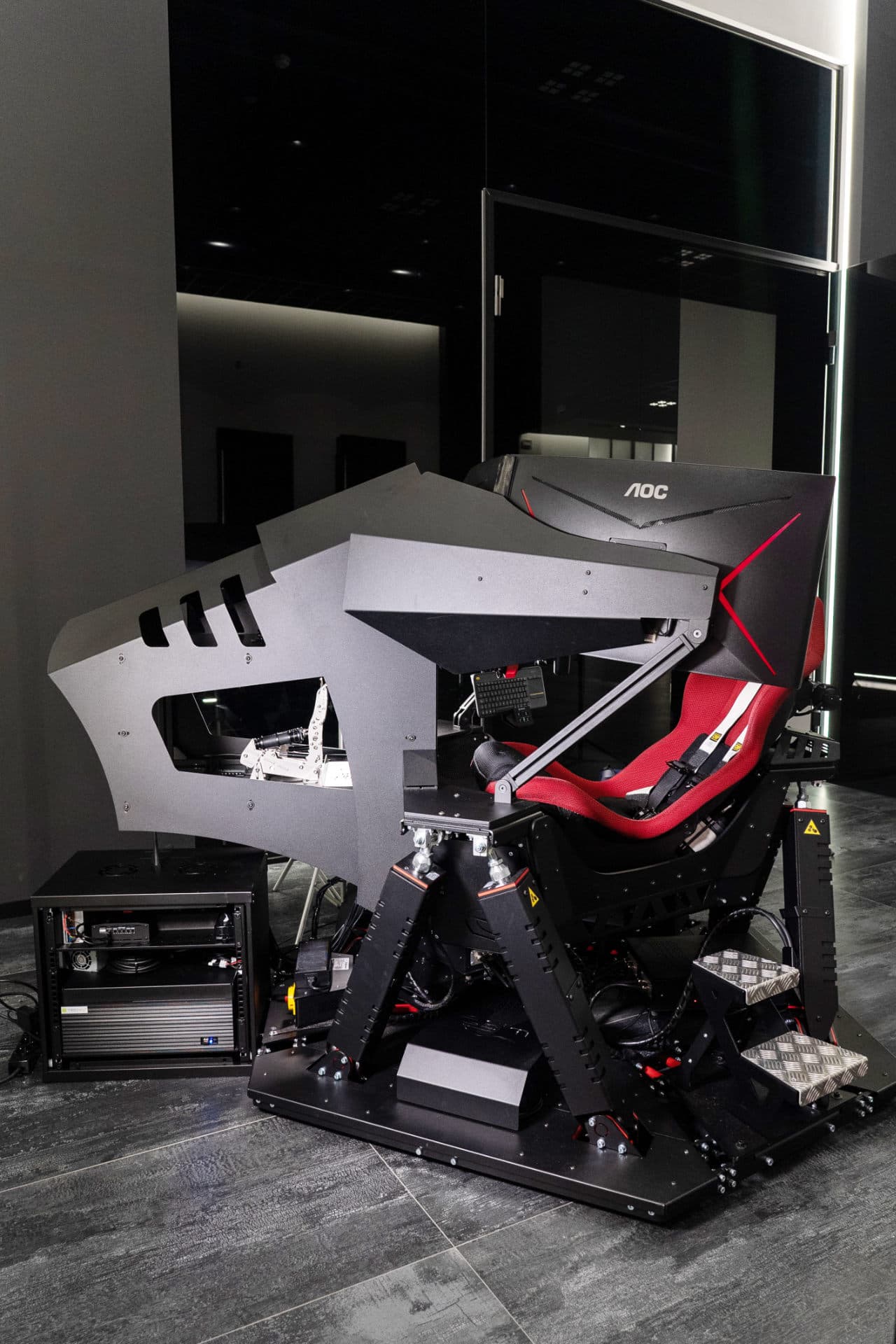 SIM RST 6DOF racing simulator on the QS-S25 motion platform - photo 3