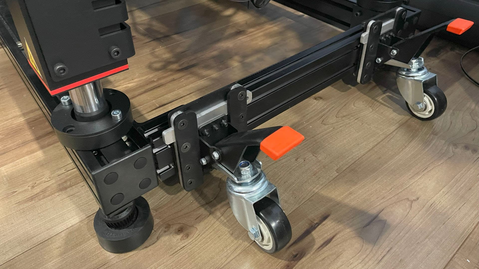 Sim racing & flight motion rig on the QS-220 motion platform - photo 6