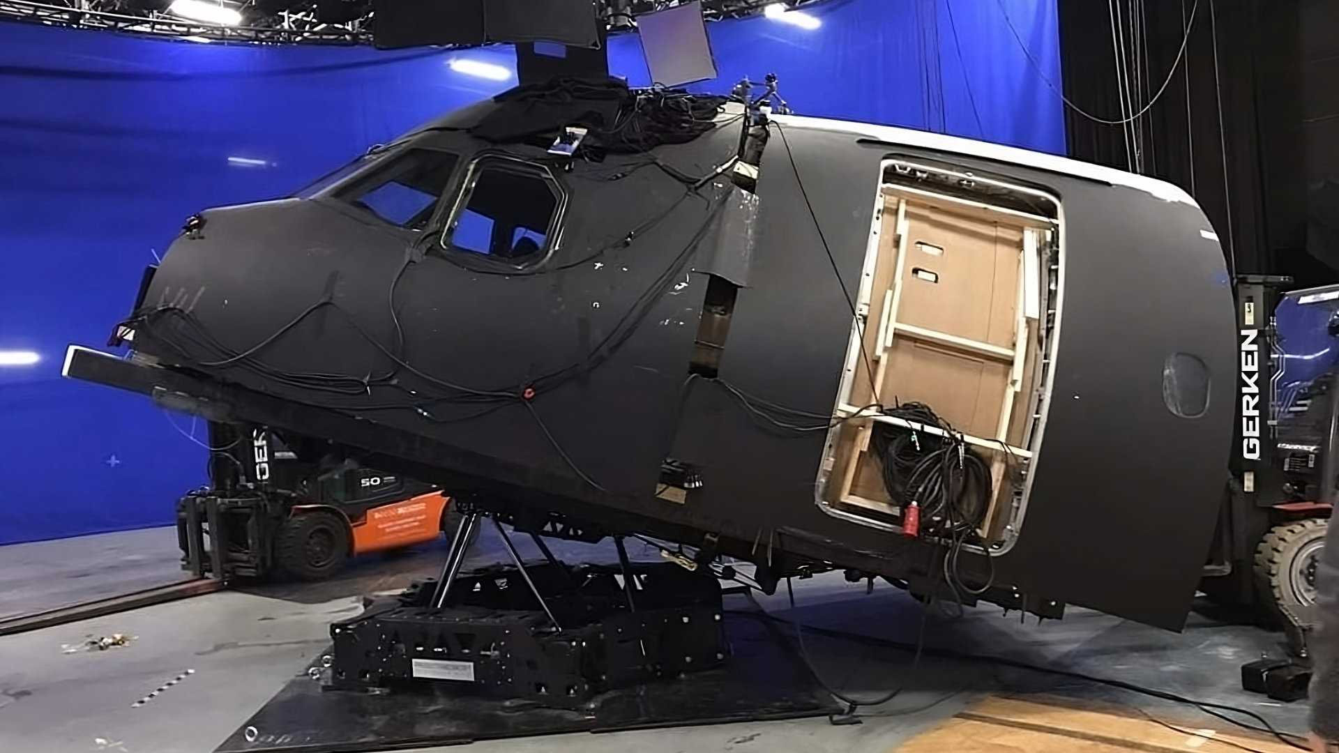 Special film structure built by the Production Concept stunt crew