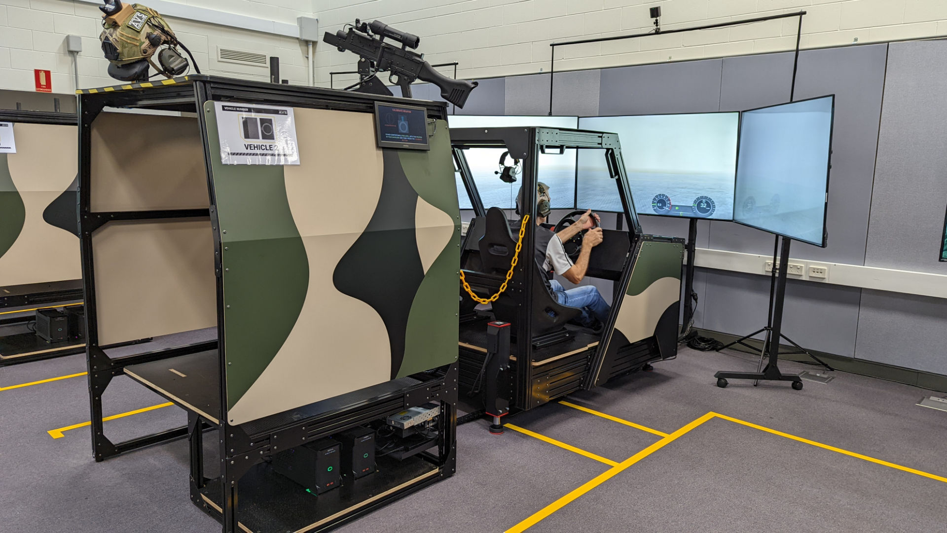 PMTT cockpit built on the QS-220 motion platform